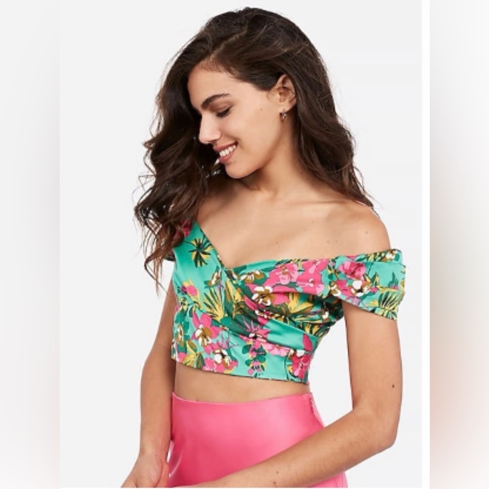 Express x Rocky Barnes Floral Crop Top Small